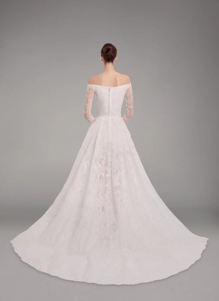 Elie Saab Sposa Spring 2026 $16,000.00