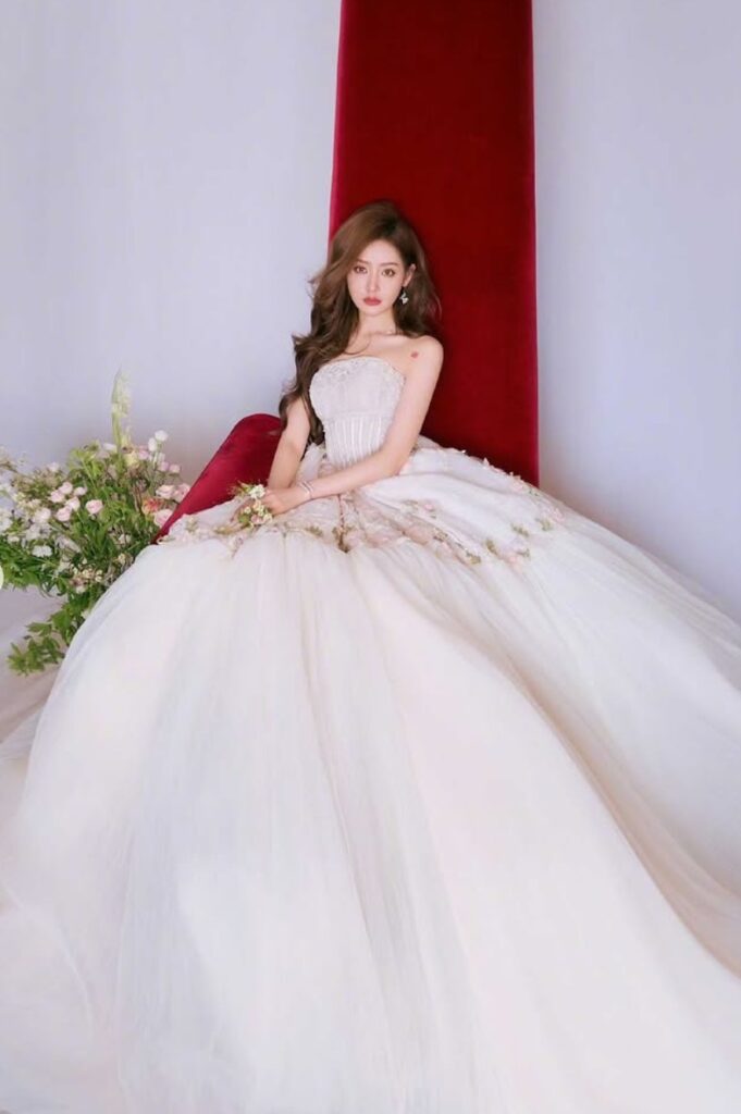 Ines di Santo sposa Spring 2026 - Marcilly