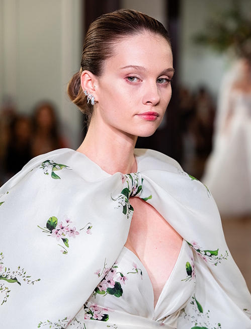 Monique Lhuillier sposa Fall 2026 Beatrix