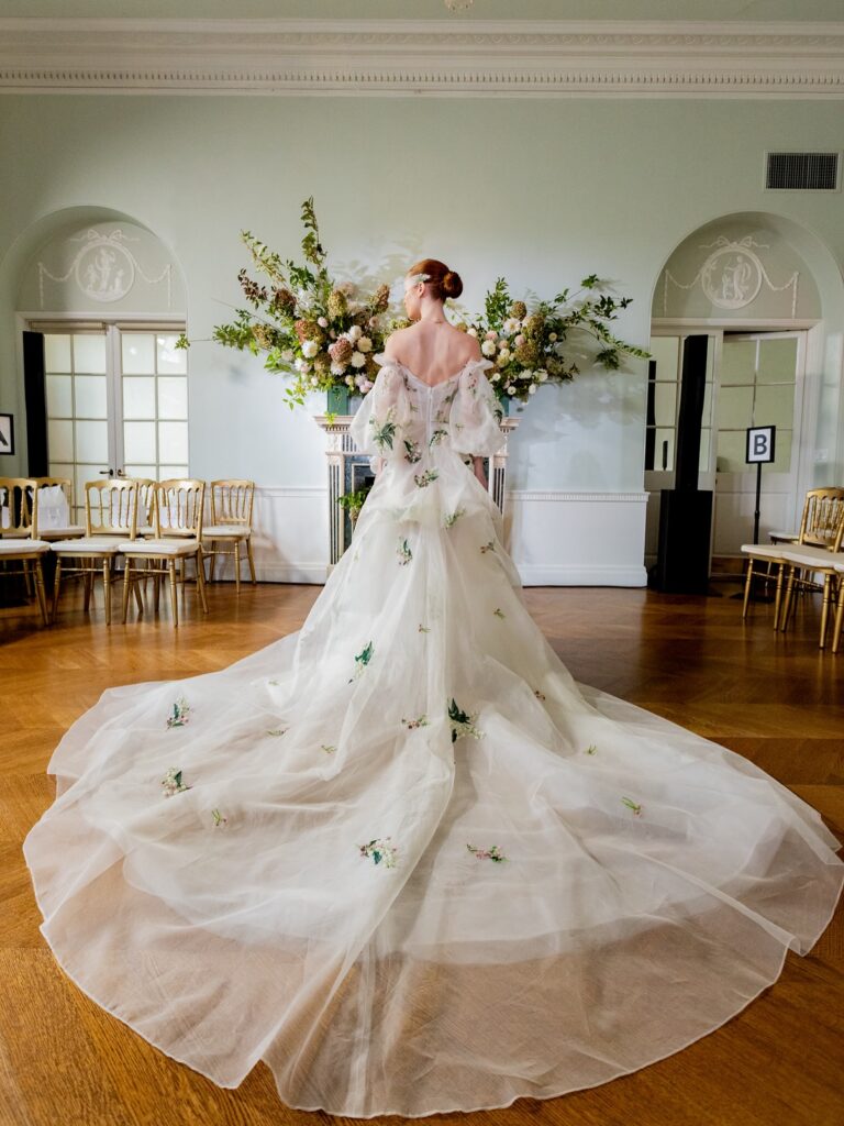Monique Lhuillier sposa Fall 2026 Freya