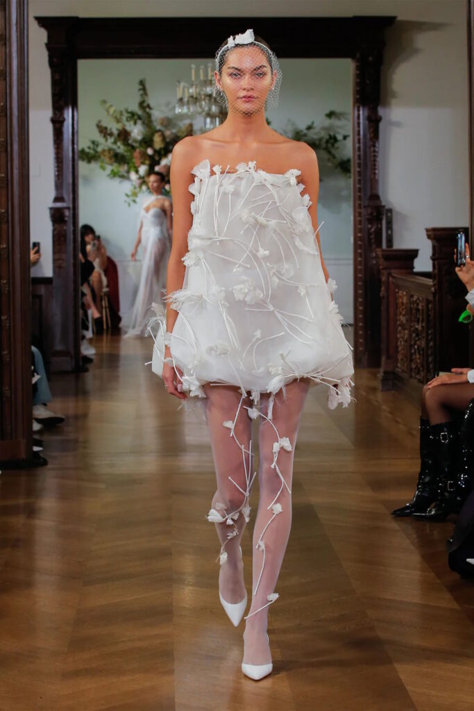 Monique Lhuillier sposa Fall 2026 Poppy