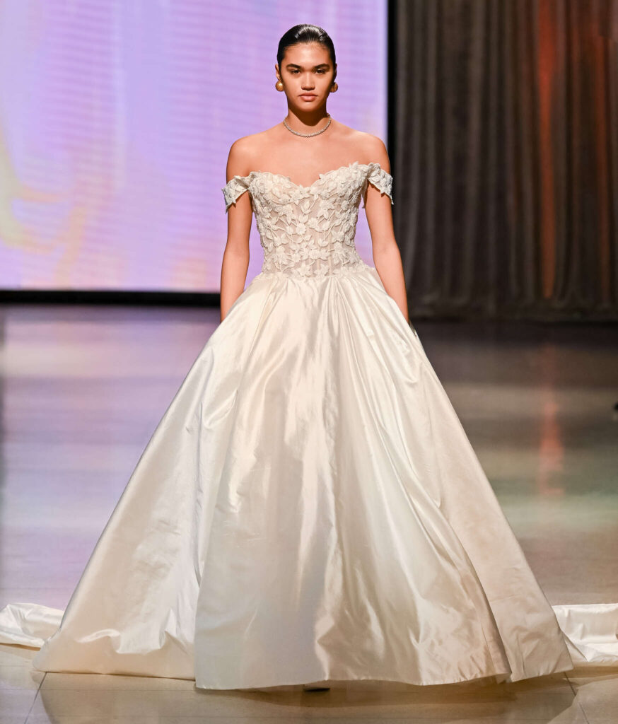 Ines di Santo sposa Fall 2026 Respira - Rossa