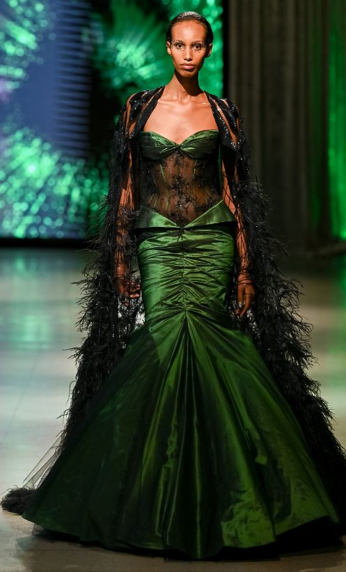 Ines di Santo sposa Fall 2026 Wicked for Good - Elphaba