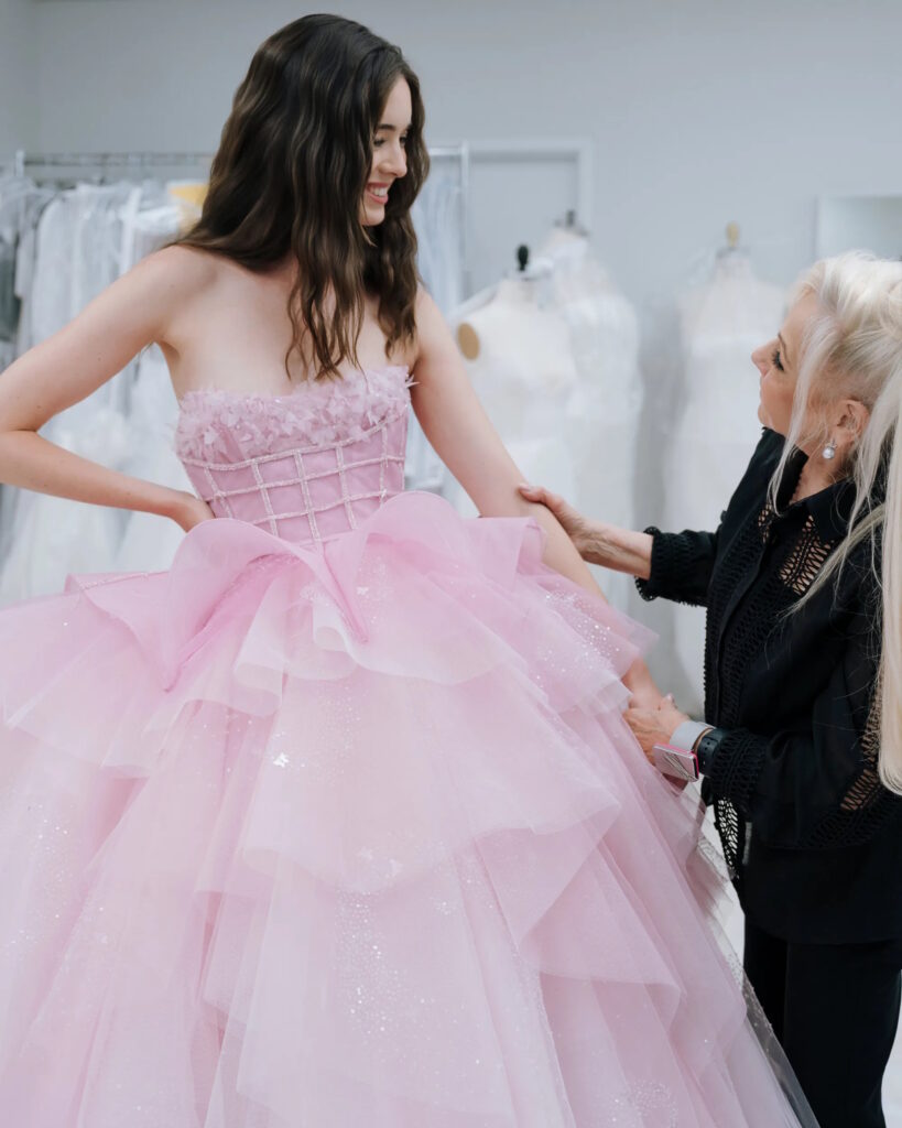Ines di Santo sposa Fall 2026 Wicked for Good - Glinda