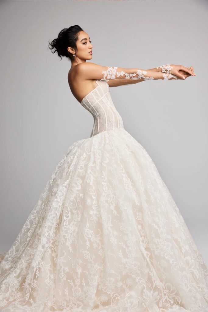 Ines di Santo Couture Spring 2027 - Glimmering Liiles